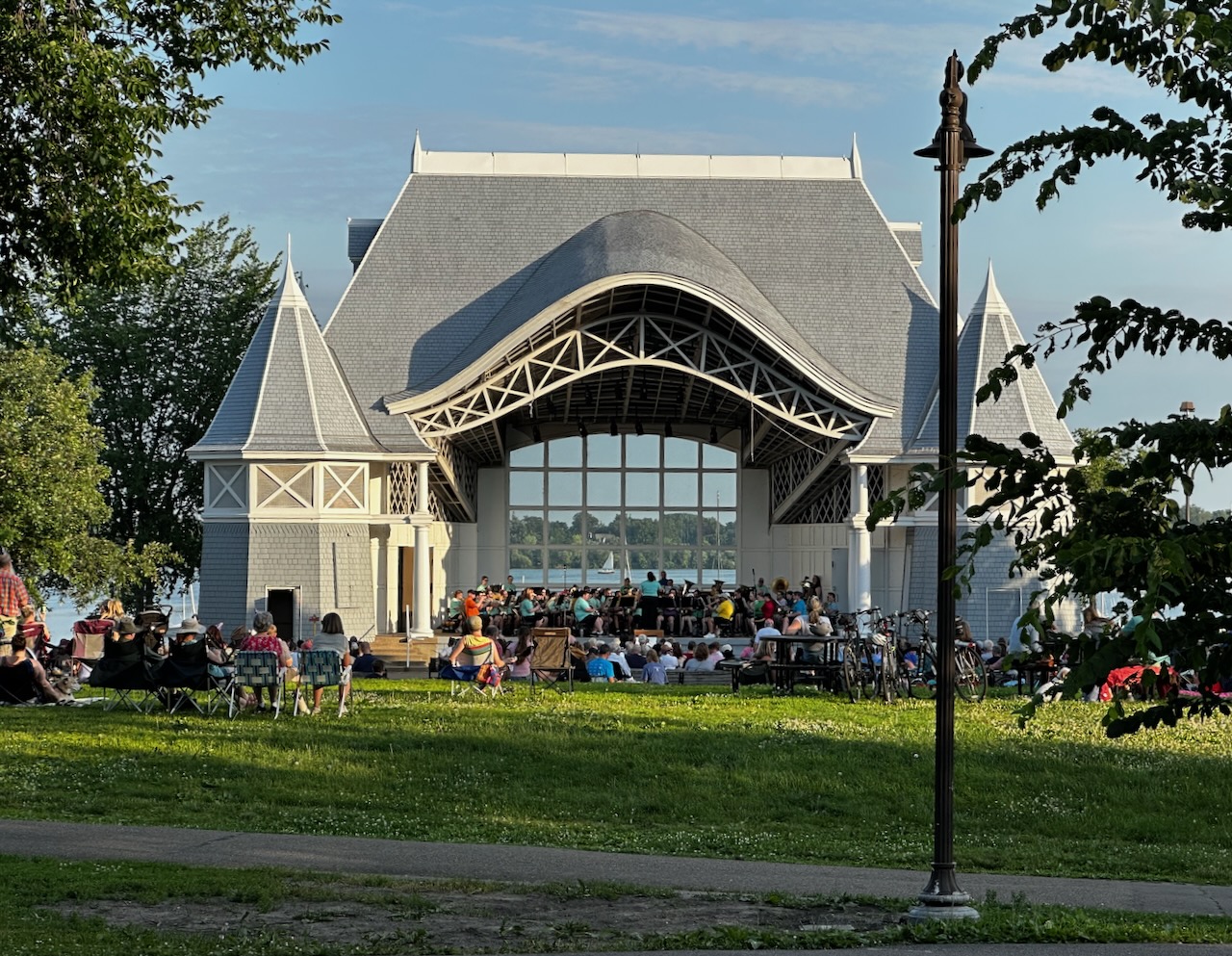 Free concerts (and movies) in the park! Free concerts (and movies) in the park!